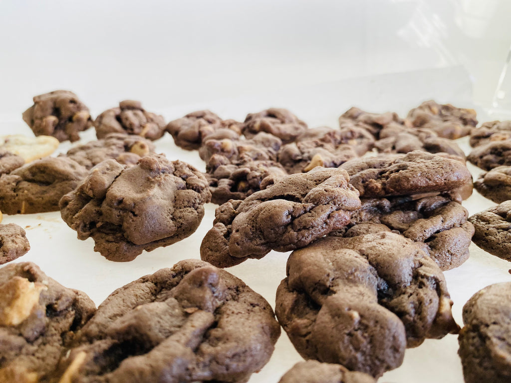 VARIETY FLAVORS BABY CRACKL COOKIES BOX $29