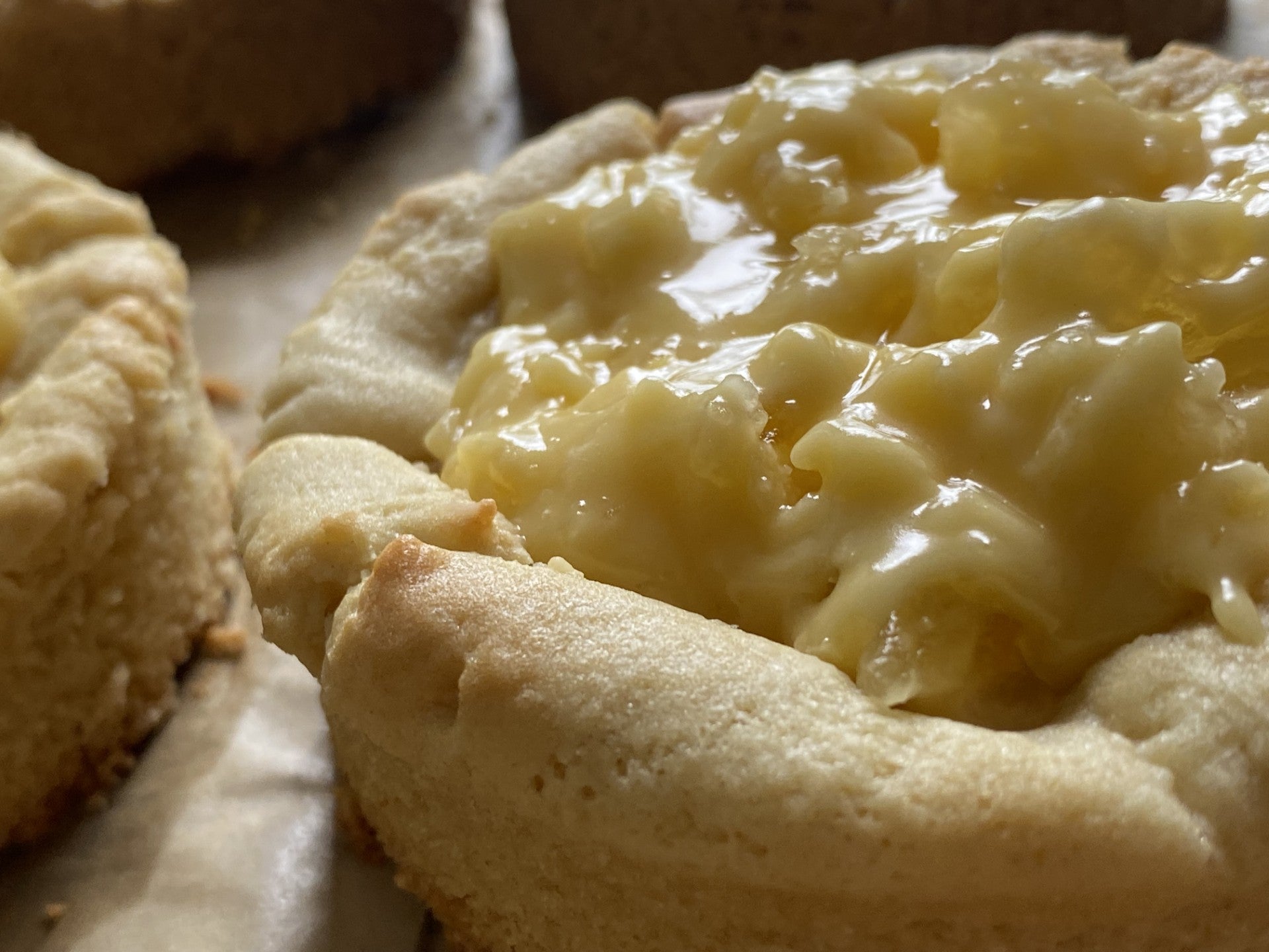 CRACKL CHINOLA Passion Fruit w/ pineapple fruit (6) COOKIES